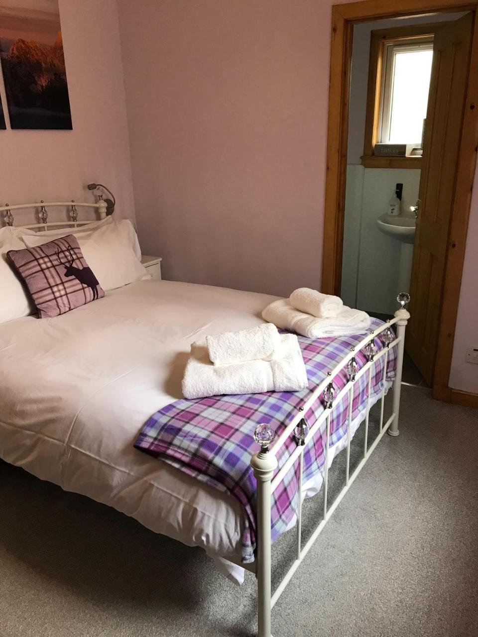 Glenlochy Nevis Bridge Apartments Fort William Exteriör bild