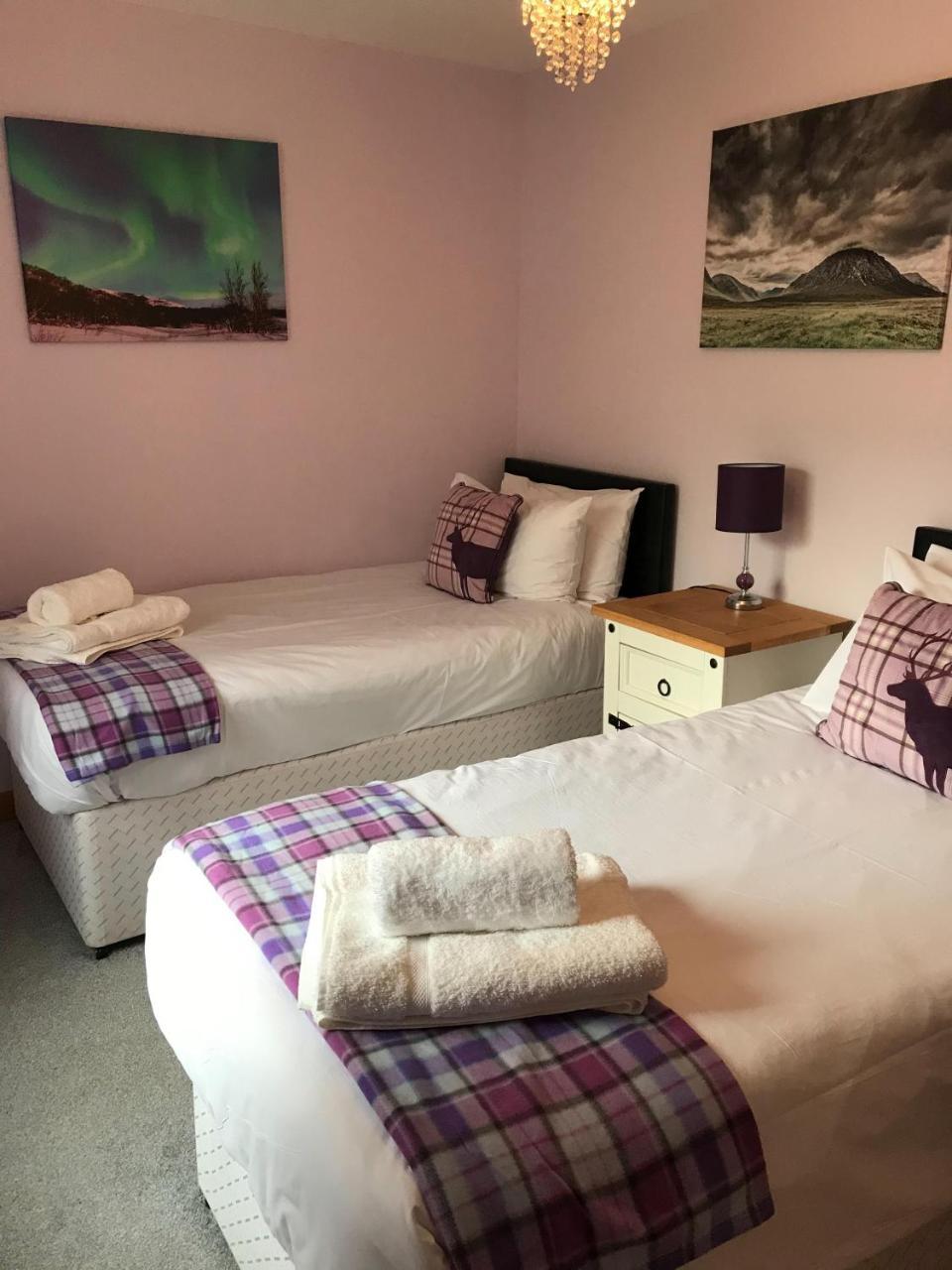 Glenlochy Nevis Bridge Apartments Fort William Exteriör bild